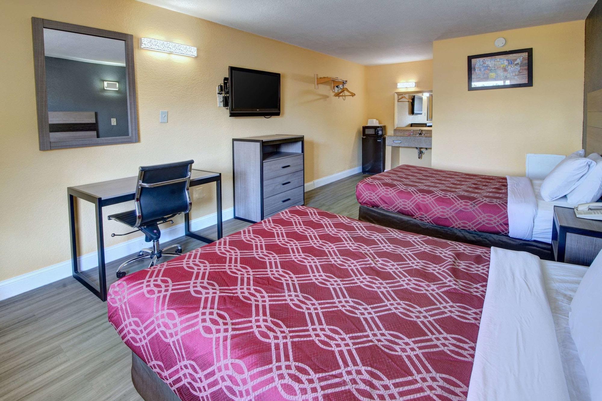 Econo Lodge At Military Circle Norfolk Eksteriør billede