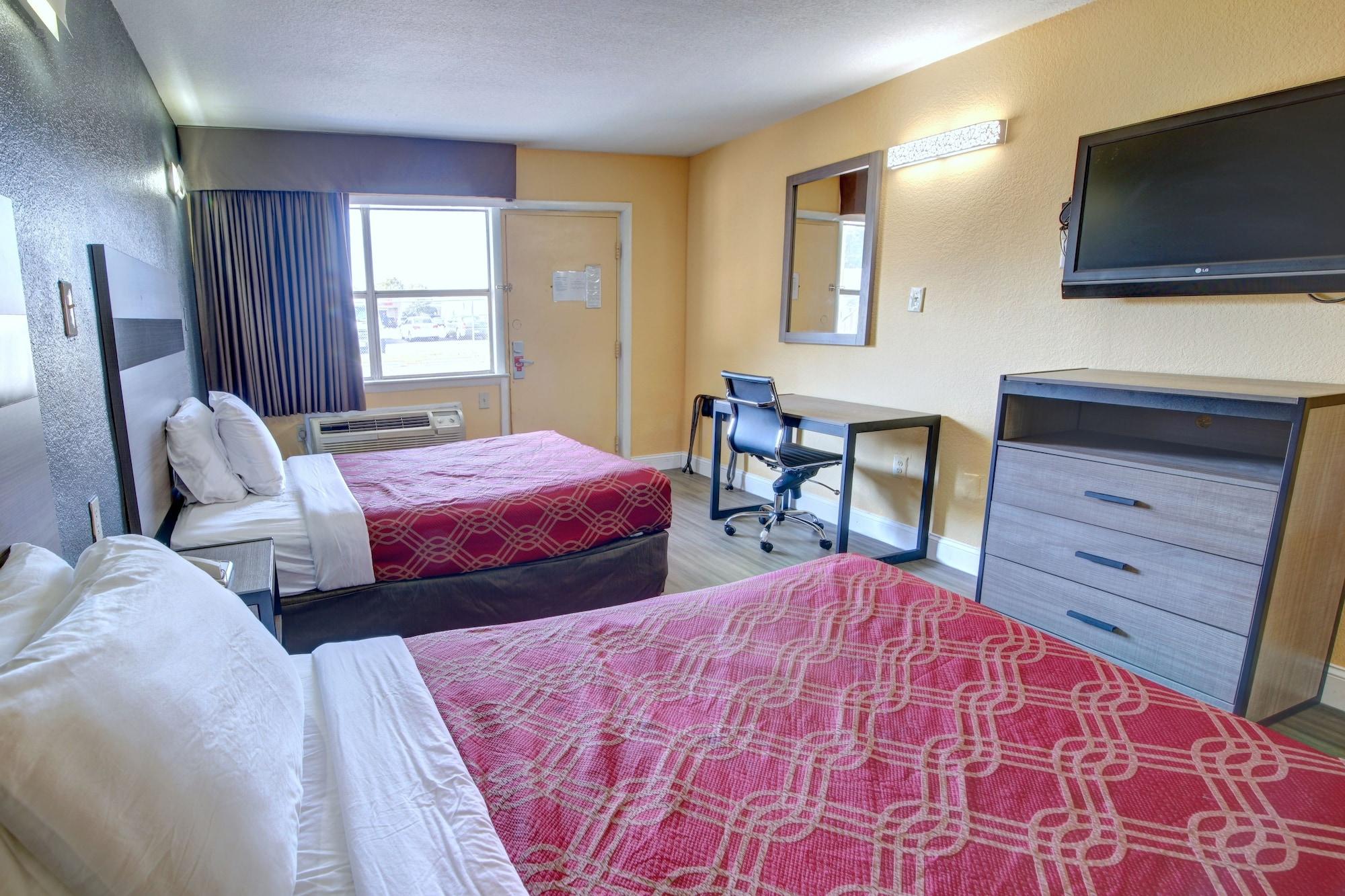 Econo Lodge At Military Circle Norfolk Eksteriør billede