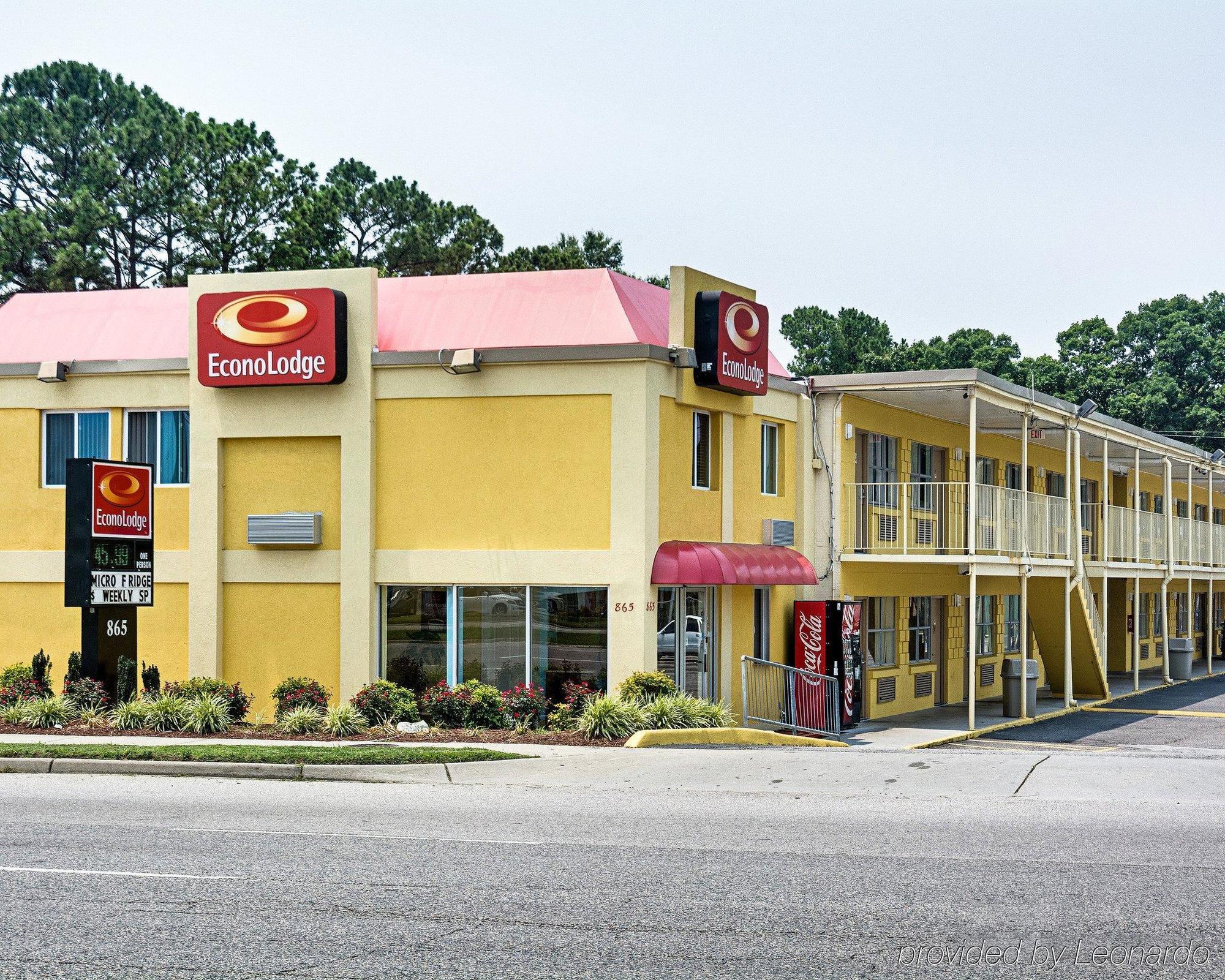 Econo Lodge At Military Circle Norfolk Eksteriør billede